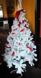 6 ft Artificial White Christmas Tree