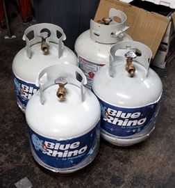 15 lb Blue Rhino Propane Tanks, Qty 4