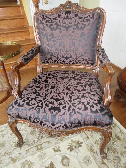 FRENCH OPEN ARM CHAIR
CUSTOM FABRIC
