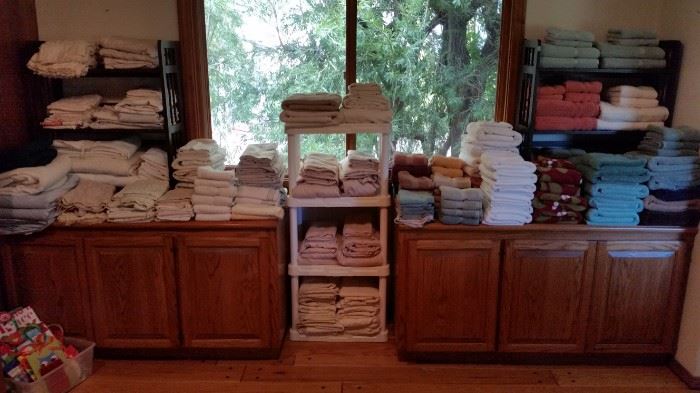 Tons of linens, sheets, towels, etc.