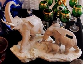 Huge lladro piece much larger than the image portrays 