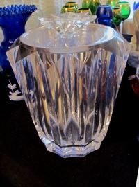 Mid-century Carlisle Grainware Clear Lucite Ice Bucket 