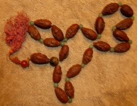 Antique Chinese Tibetan Carved Olive Nut Prayer Beads 18 Lohan Immortals 