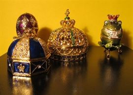 various ring coffins