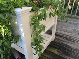 heavy plastic outdoor planter