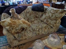 DONNA SALYERS FABULOUS FURS SIGNATURE SERIES LEOPARD THROW & PILLOWS
