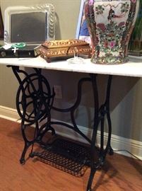 Very nice refurbished sewing machine base