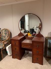 Vintage dressing table $140