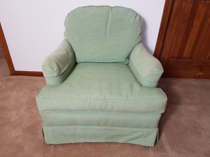 Club Chair Mint Green https://ctbids.com/#!/description/share/86561