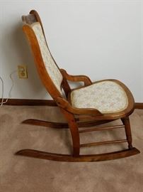 1940s Rocker & Chair https://ctbids.com/#!/description/share/87192