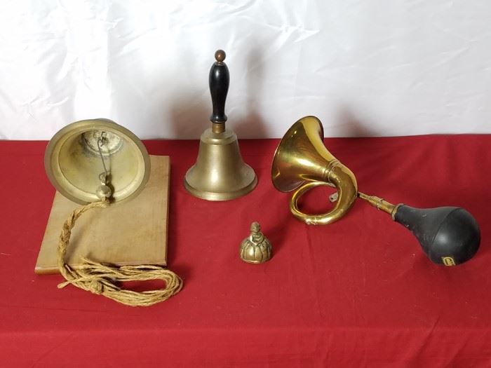 Antique Brass Bells & Automotive Horn https://ctbids.com/#!/description/share/87847