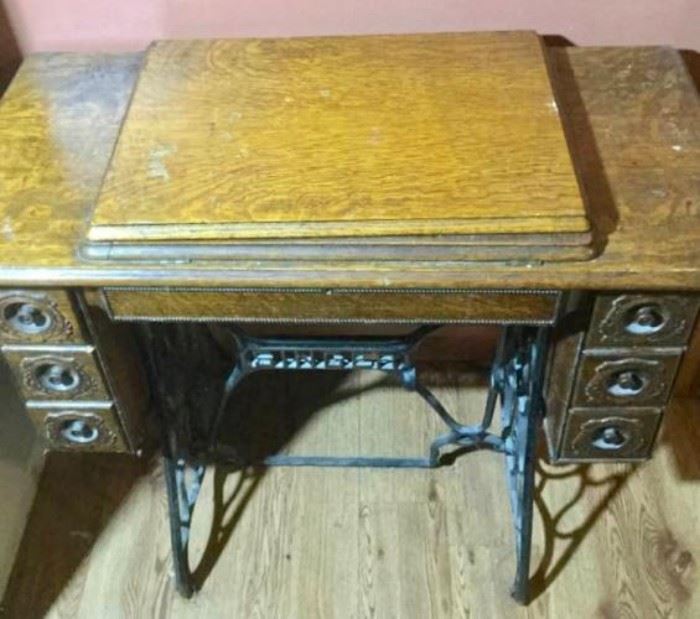 Vintage Signer Sewing Machine Table