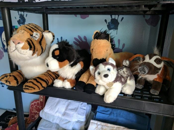 Clean, excellent stuffed animals.