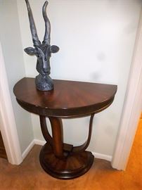 Nice hall table , antelope sculpture.