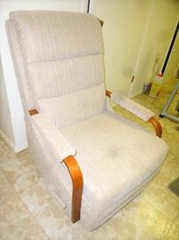 Another Clean recliner. $50!