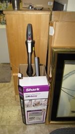 Shark lift away vacuum