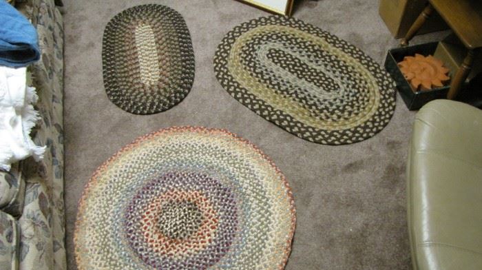 More rugs, many new ! Over 10 to choose from.