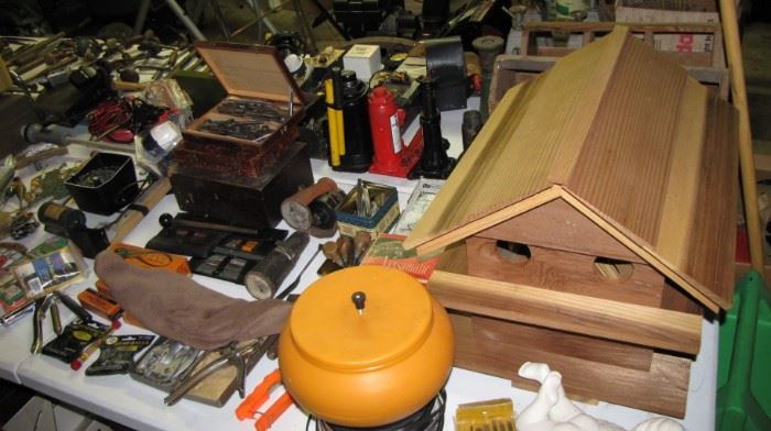 More vintage reloading, cedar birdhouse.