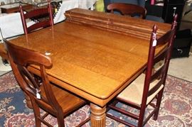 antqiue table with several leaves