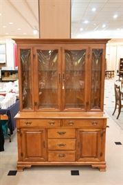 This is an unusually beautiful hutch - unique class that really makes it stand out!
