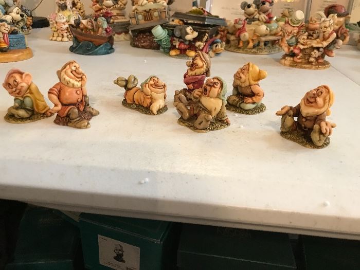 Seven Dwarfs out of box