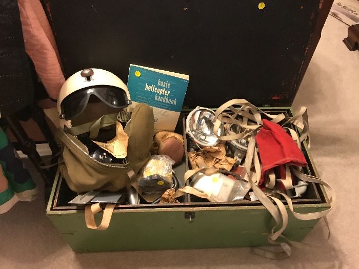 U.S. Army Helicopter Pilots Flight Helmet APH-5/A Vietnam era       lots of other parts and pieces to helicopter