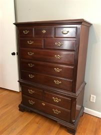 #34 Thomasville Tall Chest of 7 Drawers 40x20x58 $200.00

