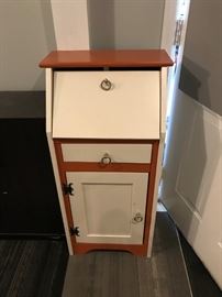 #66 Rust/White Drawer & Door w/flip top 19x12x39 $65.00
