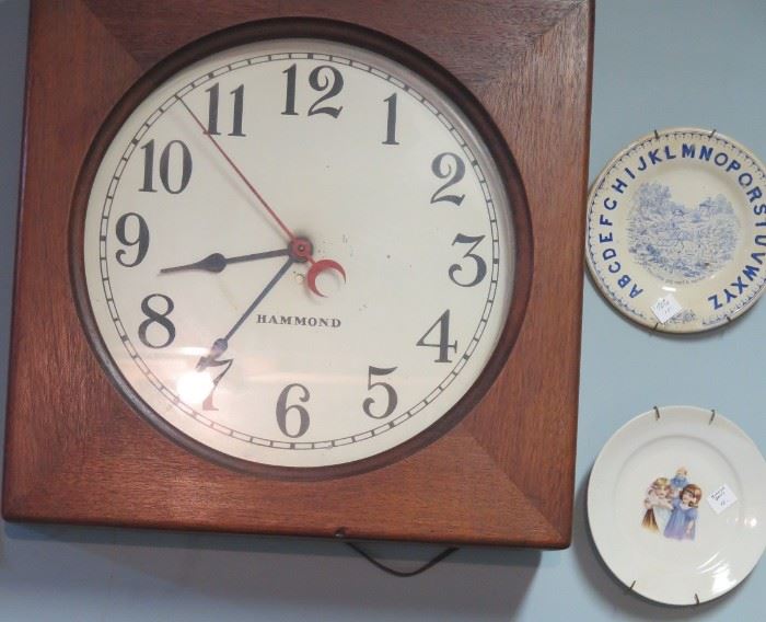 clock from telegraph station