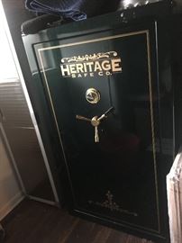 Heritage gun safe