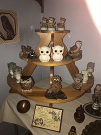  This sale has a large and very cute owl collection 