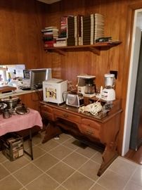 Variety of small Kitchen Appliances & Desk
