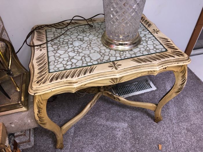 Adorable end table