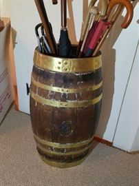 Great English Barrel with Brass Trim 
