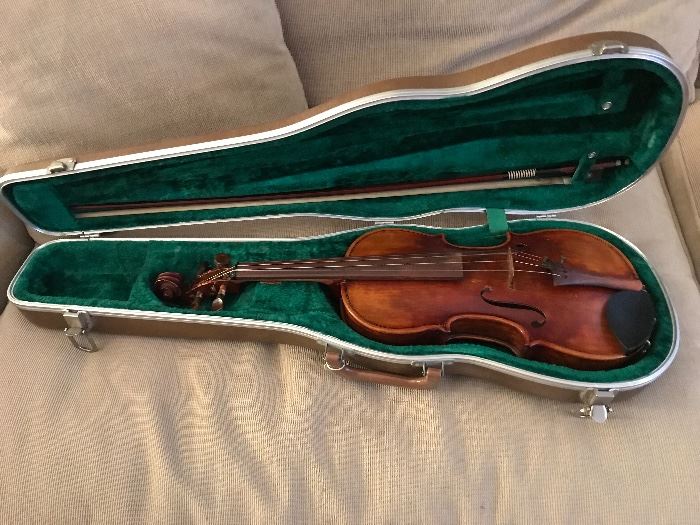 Carl Fisher violin
