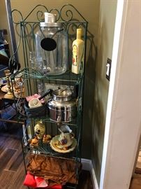 Kitchenwares, Decorative Items
