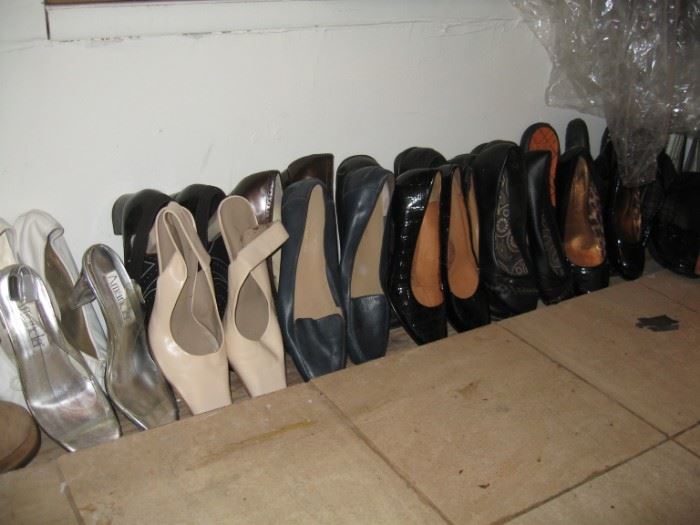 Woman's Shoes