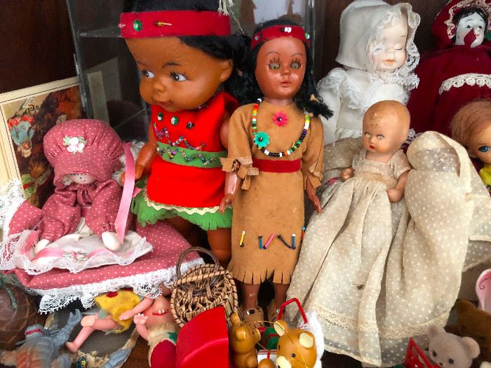 Ethnic un-woke dolls