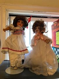 these dolls are laughing at you