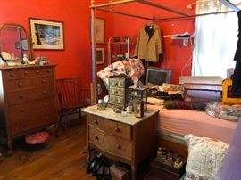 four-poster queen bed not for sale