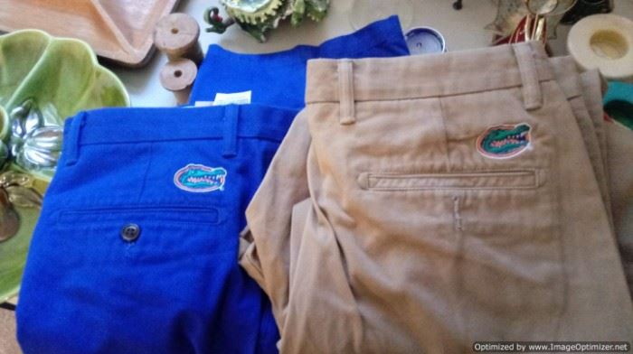 New with tags Dockers/UF Gator Khakis  W38 L32