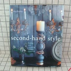Second-Hand Style Flea Market Book