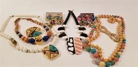 80's/90's Style Costume Jewelryhttps://ctbids.com/#!/description/share/89481