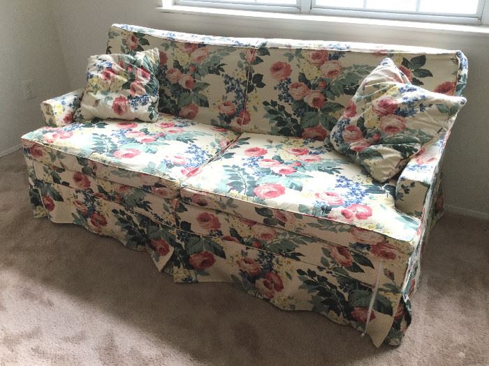 Sleeper Loveseat with Floral Cover https://ctbids.com/#!/description/share/89520