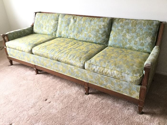 Mid-Century Modern Sleeper Sofa https://ctbids.com/#!/description/share/89519