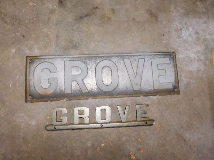 Grove Truck Crane Logos