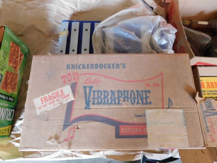 Knickerbocker Vibraphone in Box