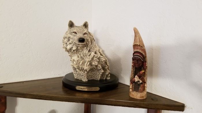 wolf figurine, Native American artwork