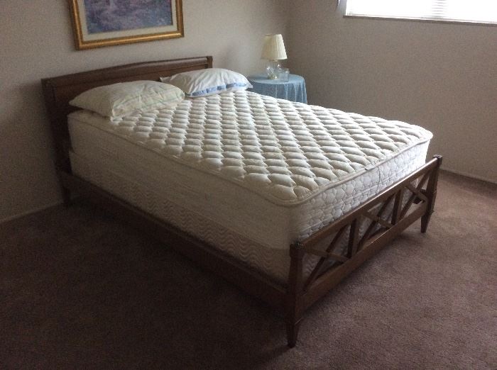 Full size bed. Like new mattress but a mid Century bed
