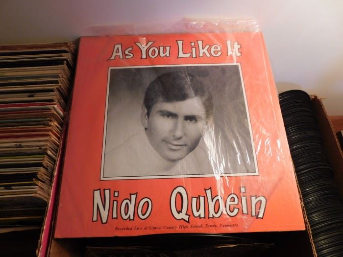 Nido Qubein Album